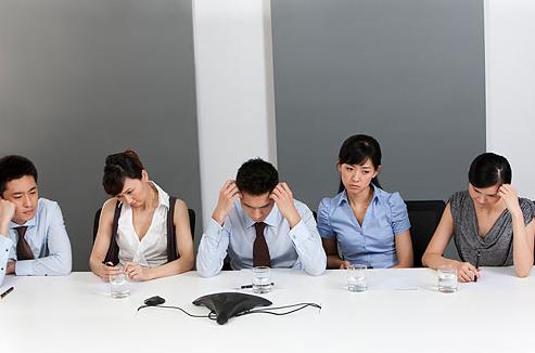 公關公司的媒介人員為誰做事？